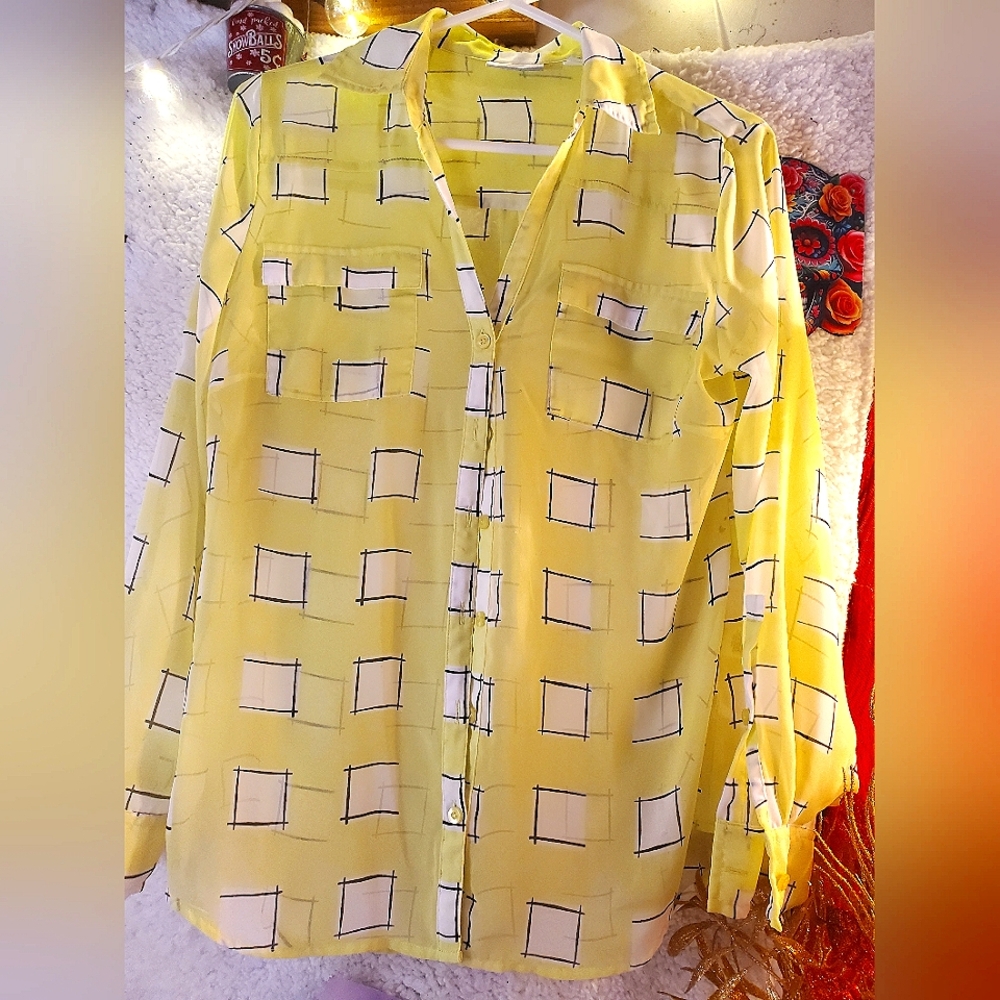 New York & CompanyYellow Blouse Final price Firm